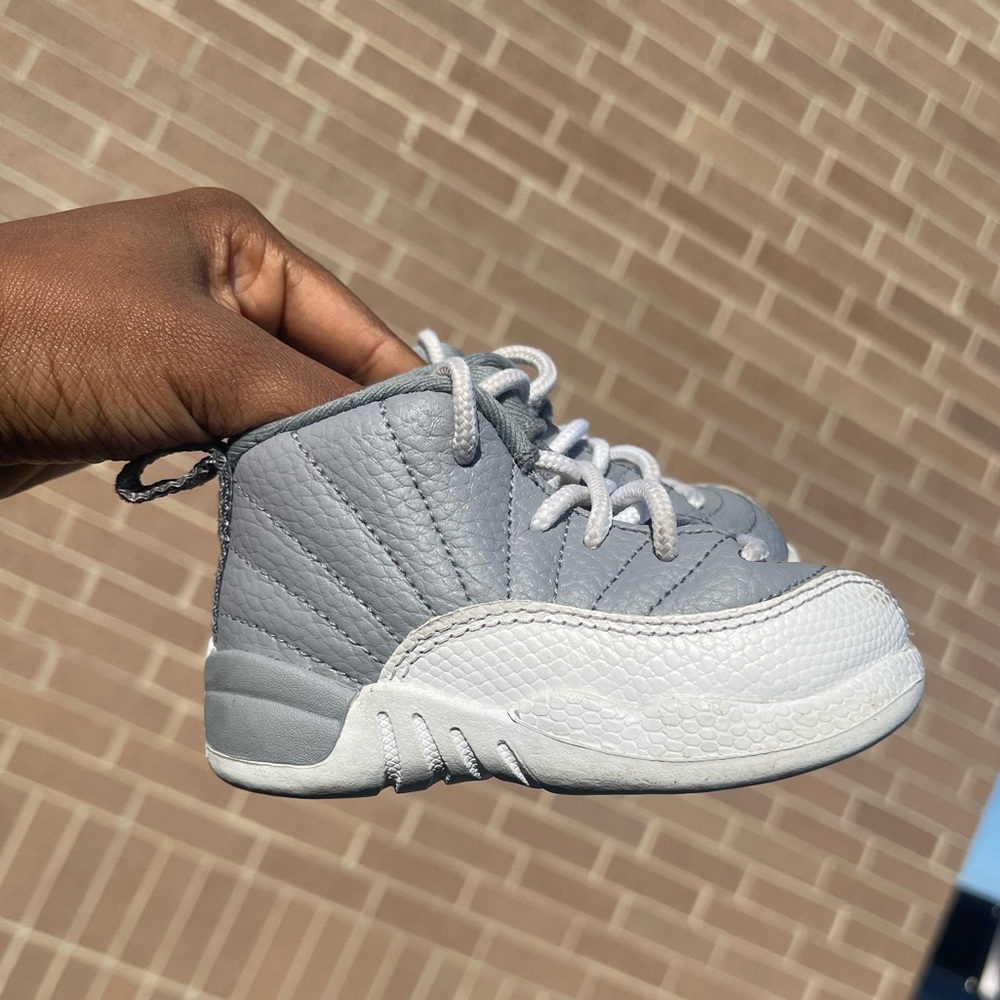 Jordan 12s Size 5c